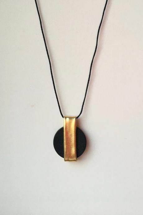 Clo necklace black / gold - Collar Clo negro/dorado